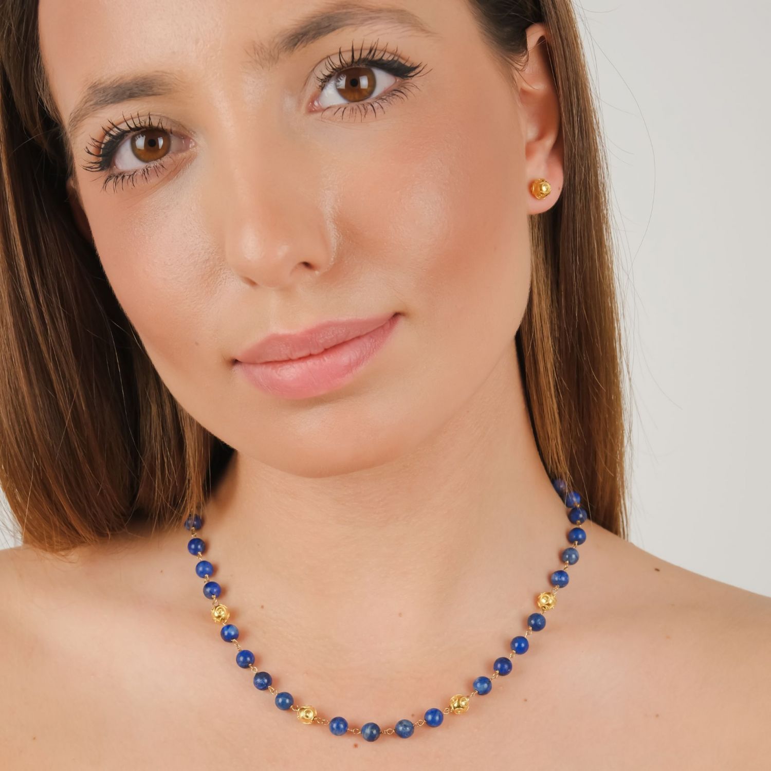 Necklace Viana's Contas in 19,2Kt Gold with Lapis Lazuli 