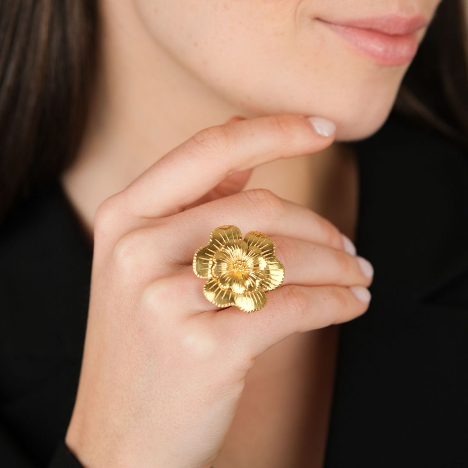 Ring There Goes the Flower of Amália in Gold Plated Silver 