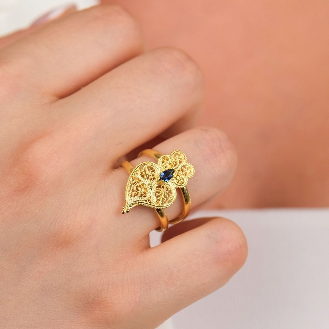 Ring Heart of Viana Blue in Gold Plated Silver 